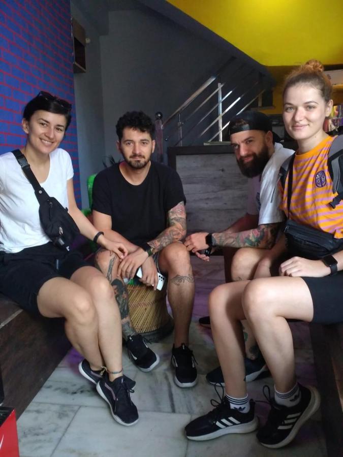 Big Brother Hostel Hotel آغْرا المظهر الخارجي الصورة