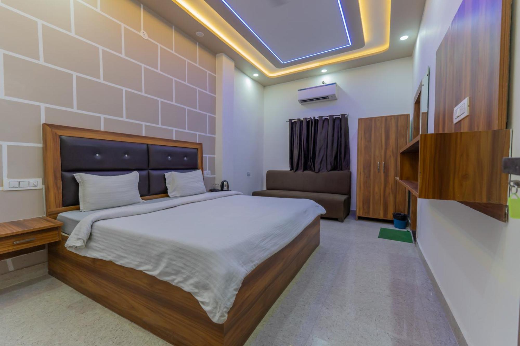 Big Brother Hostel Hotel آغْرا الغرفة الصورة