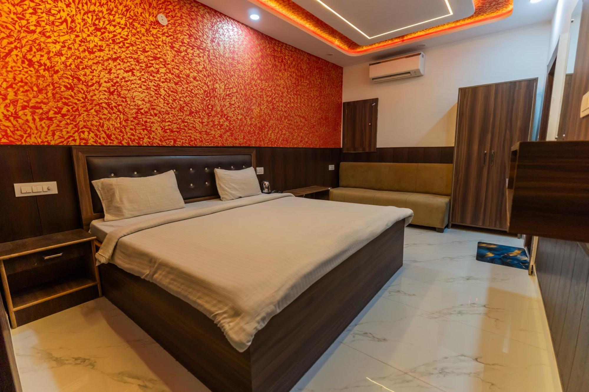 Big Brother Hostel Hotel آغْرا الغرفة الصورة